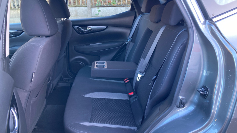 Nissan Qashqai 1.3 DiG-T 160 Acenta Premium 5dr Petrol Hatchback